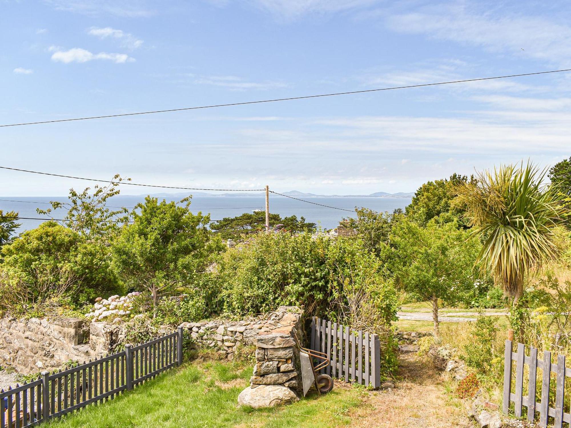 Bryn Derwen Villa Llanfair Luaran gambar